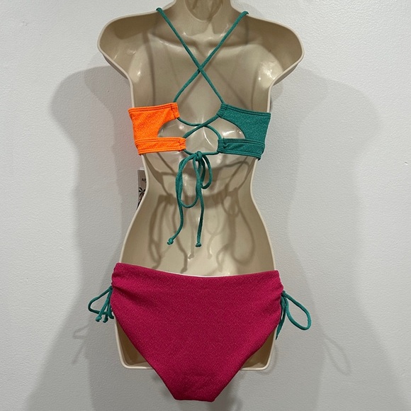 Colorblock Swim Set - Picture 3 of 12